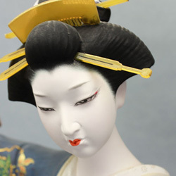 Geisha dolls